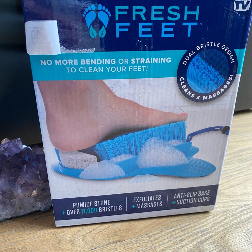 Fresh feet Anti- Microbial & Infused Bristles